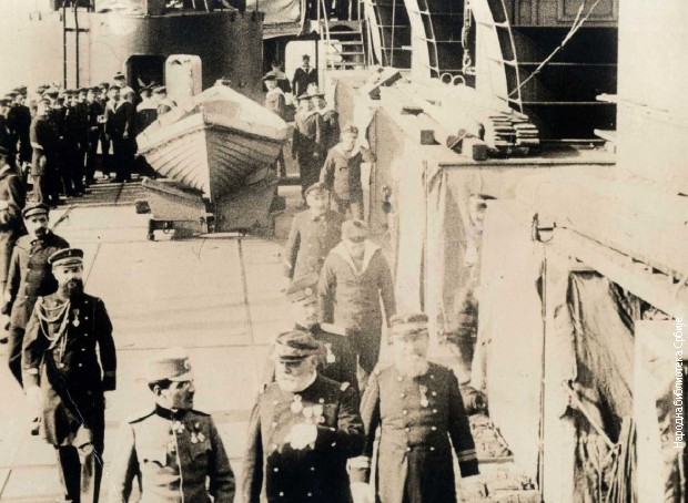 Принц Александар на Француском адмиралском броду 1916. Принц Александар на Француском адмиралском броду 1916.